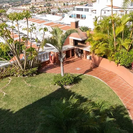 Poeta Villa