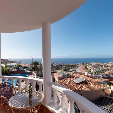 Villa Poeta Costa Adeje (Tenerife)