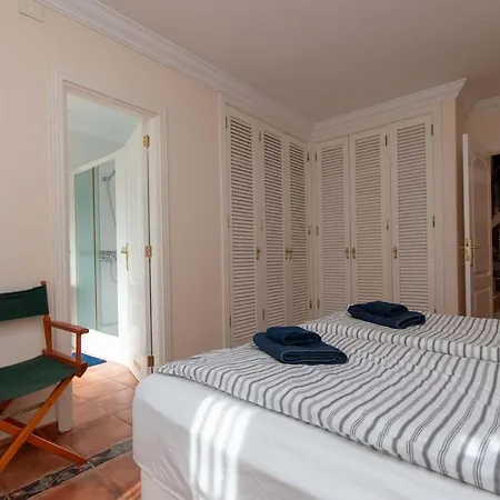 Villa Poeta