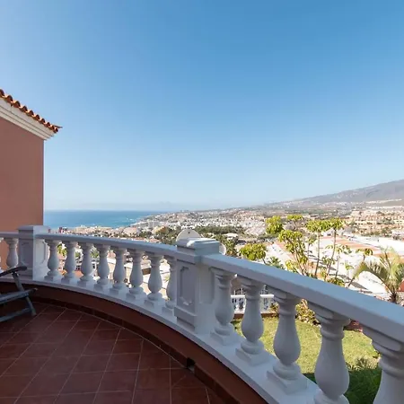 Poeta Villa Costa Adeje (Tenerife)
